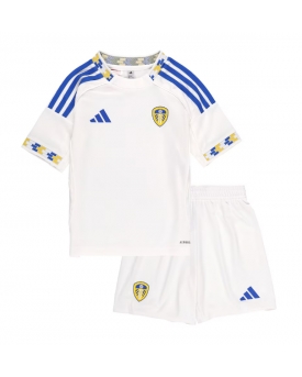 Billige Fotballdrakt Leeds United Replika Hjemmedraktsett Barn 2025-26 Kortermet (med bukser)